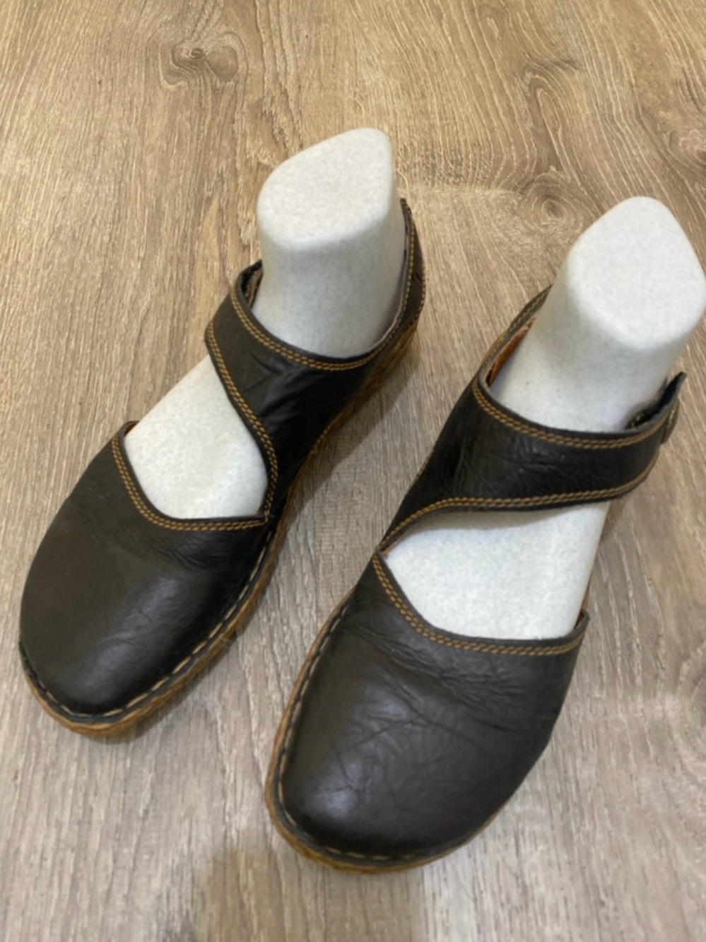 Josef Seibel size 11 women